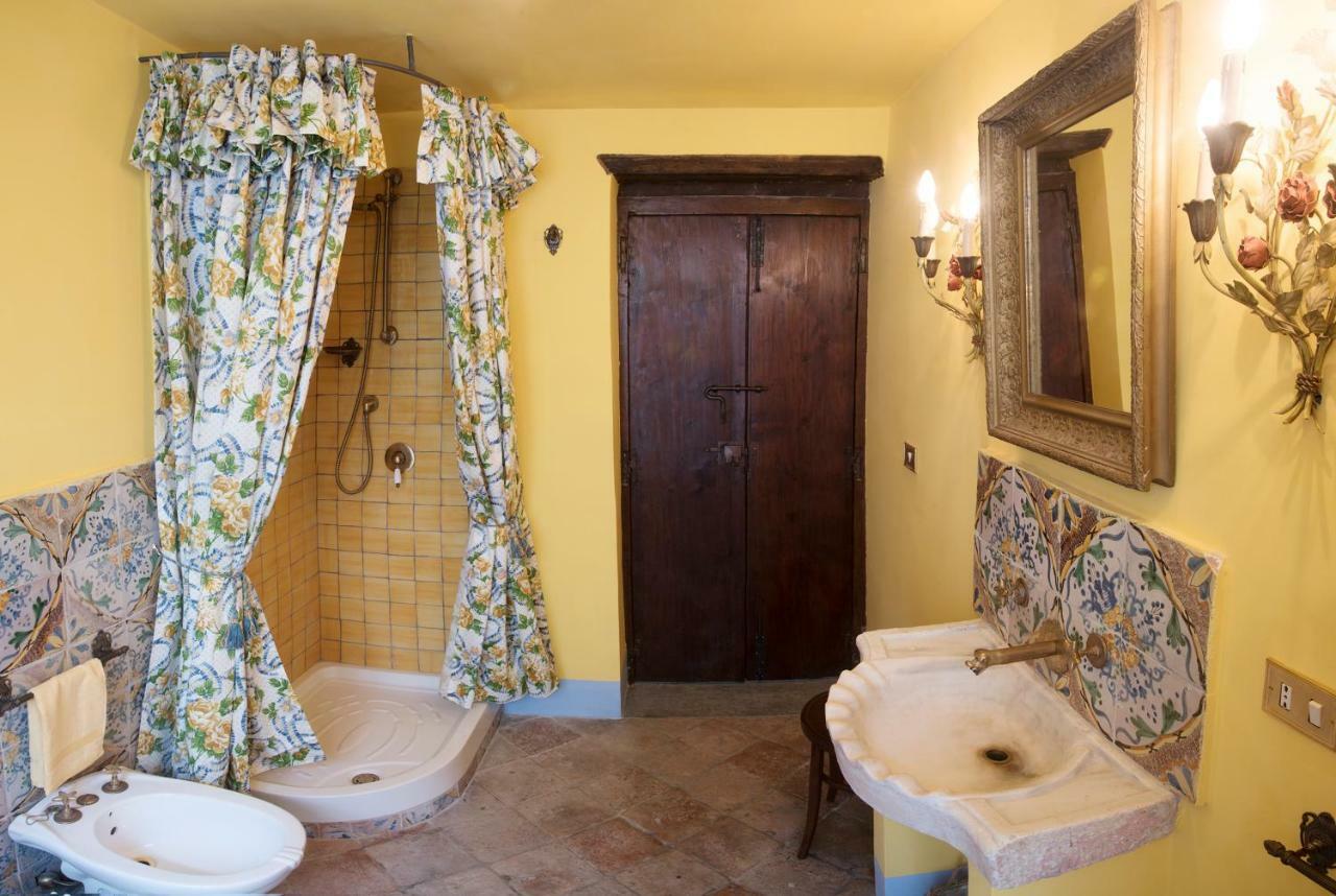 Apartmán Il Teatro Di Nerone Neapol Exteriér fotografie